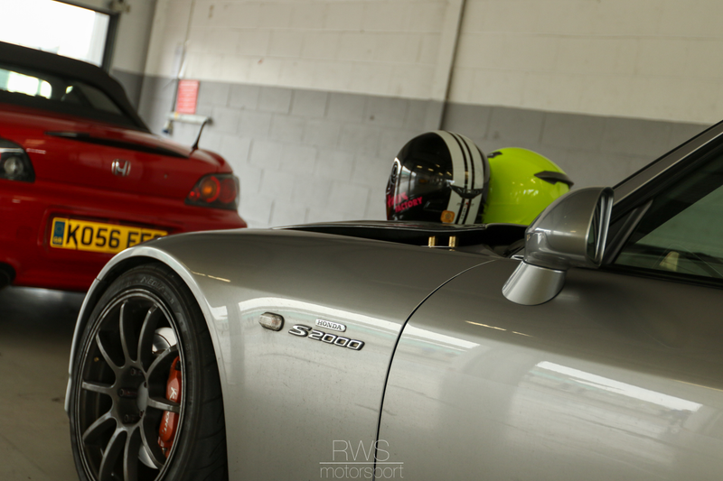 Illustration for article titled Pistonheads Sunday Service: Silverstone Photos